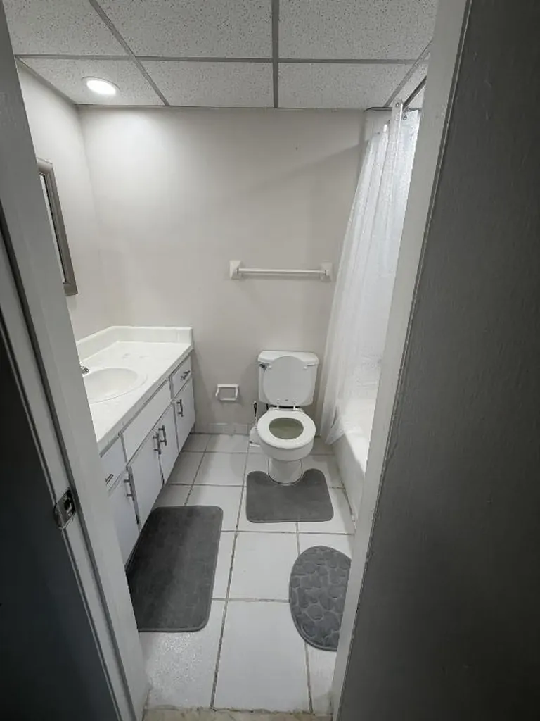 811 SE 16th Street Fort Lauderdale FL 33316