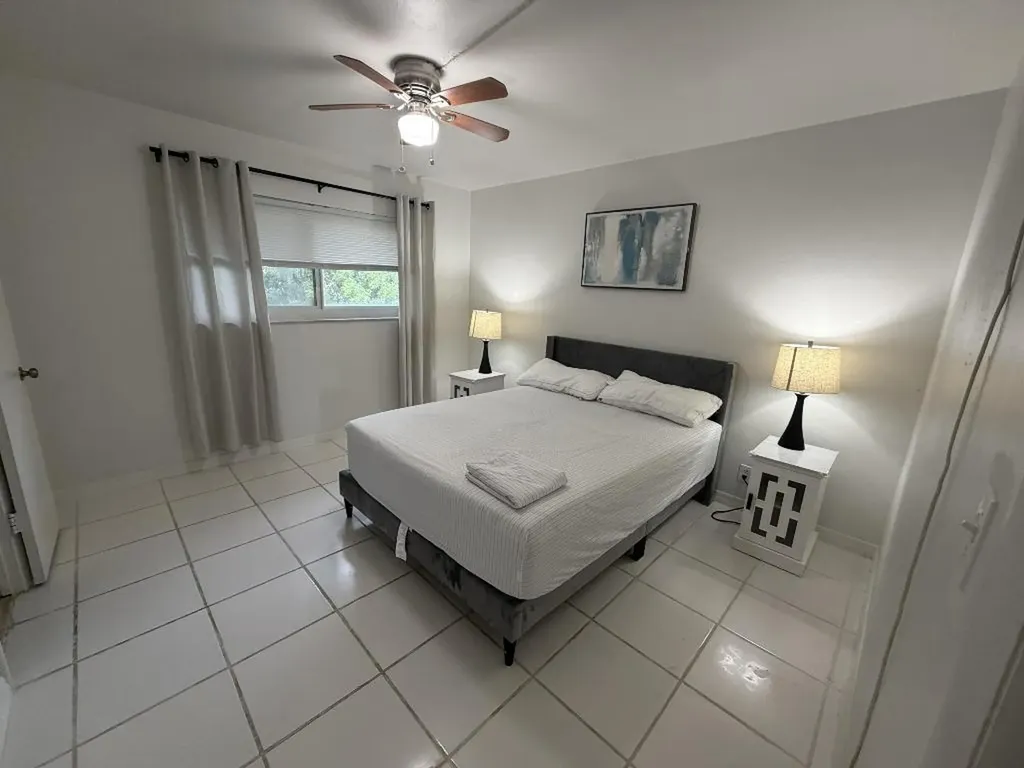 811 SE 16th Street Fort Lauderdale FL 33316