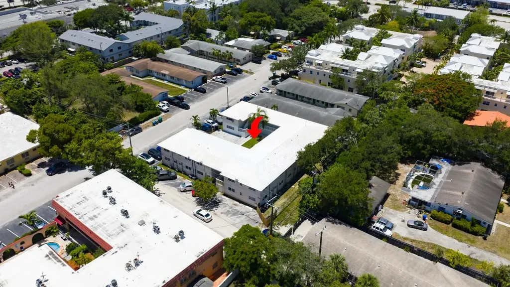 811 SE 16th Street Fort Lauderdale FL 33316