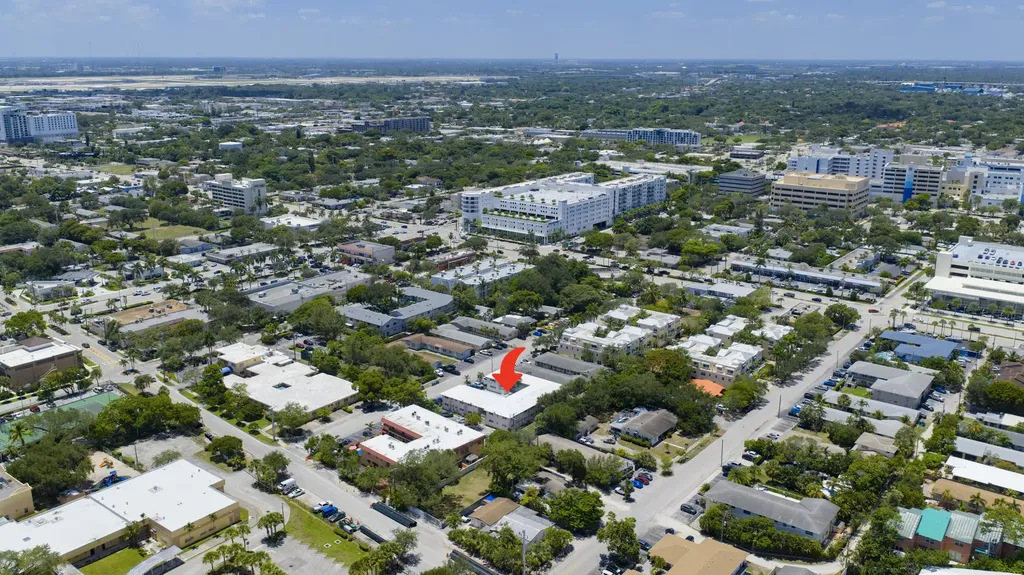 811 SE 16th Street Fort Lauderdale FL 33316