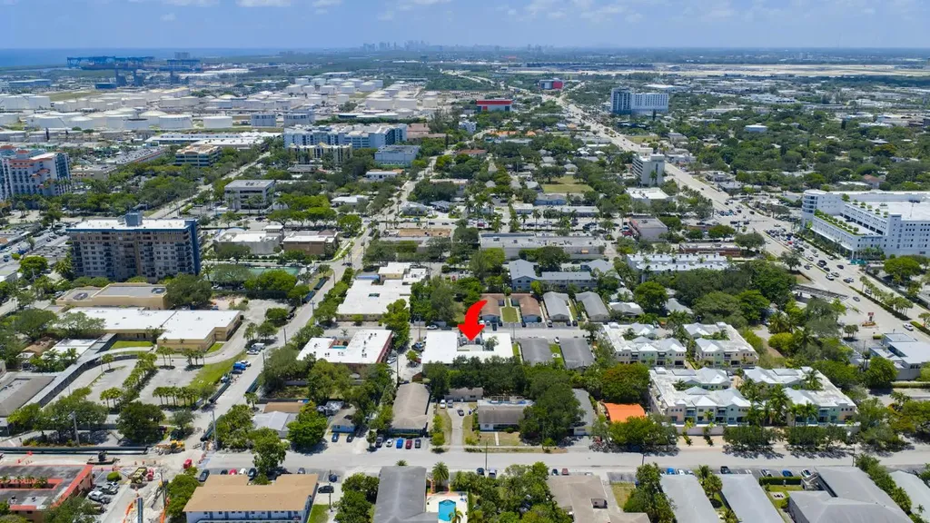 811 SE 16th Street Fort Lauderdale FL 33316