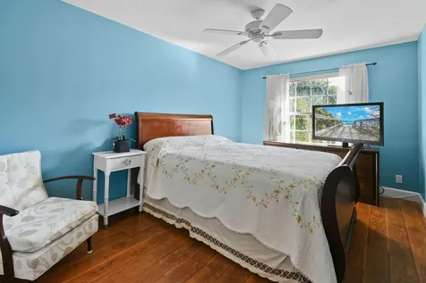 9863 Royal Cardigan Way West Palm Beach FL 33411