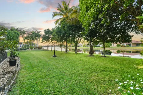 9863 Royal Cardigan Way West Palm Beach FL 33411