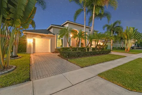 9863 Royal Cardigan Way West Palm Beach FL 33411