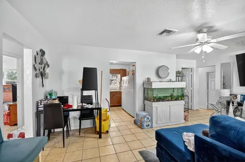173 W 18th Street Riviera Beach FL 33404