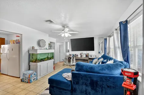 173 W 18th Street Riviera Beach FL 33404