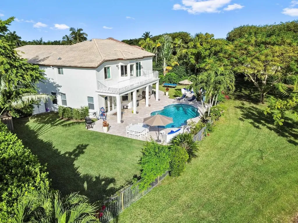 9137 Delemar Court Wellington FL 33414
