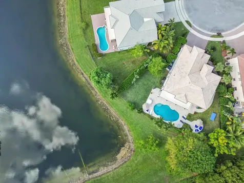 9137 Delemar Court Wellington FL 33414