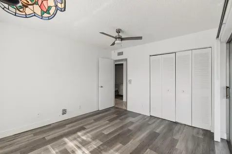 180 Flanders D Delray Beach FL 33484