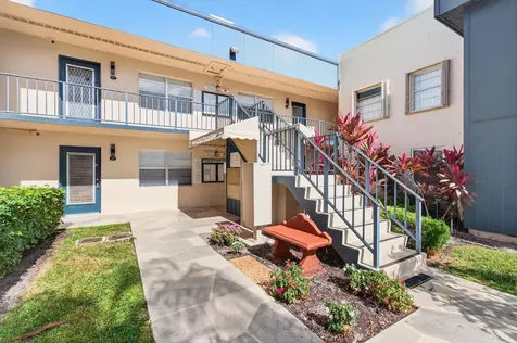 180 Flanders D Delray Beach FL 33484