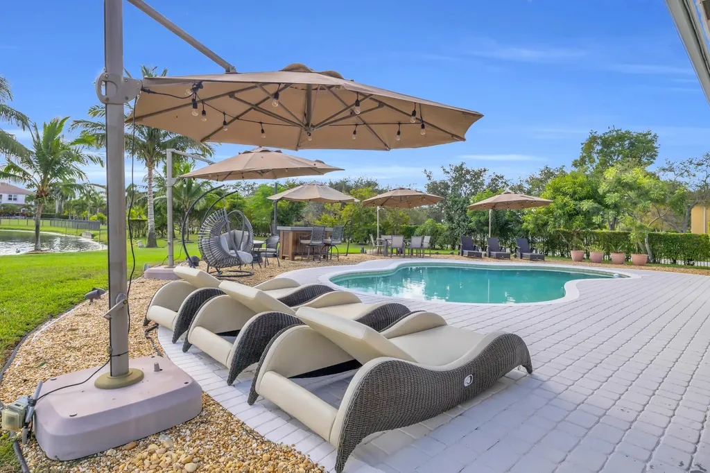 15182 SW 35th Street Davie FL 33331