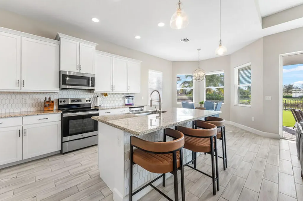 15980 Whippoorwill Circle Westlake FL 33470