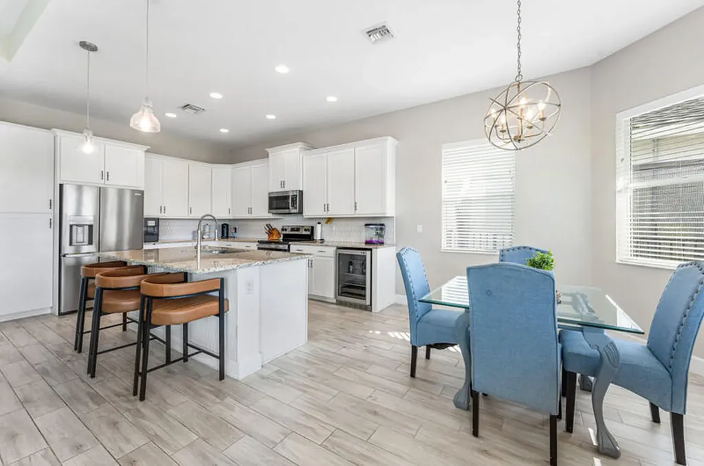 15980 Whippoorwill Circle Westlake FL 33470