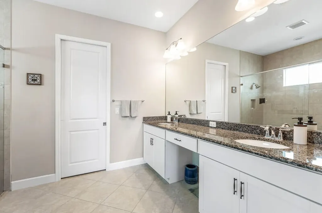 15980 Whippoorwill Circle Westlake FL 33470