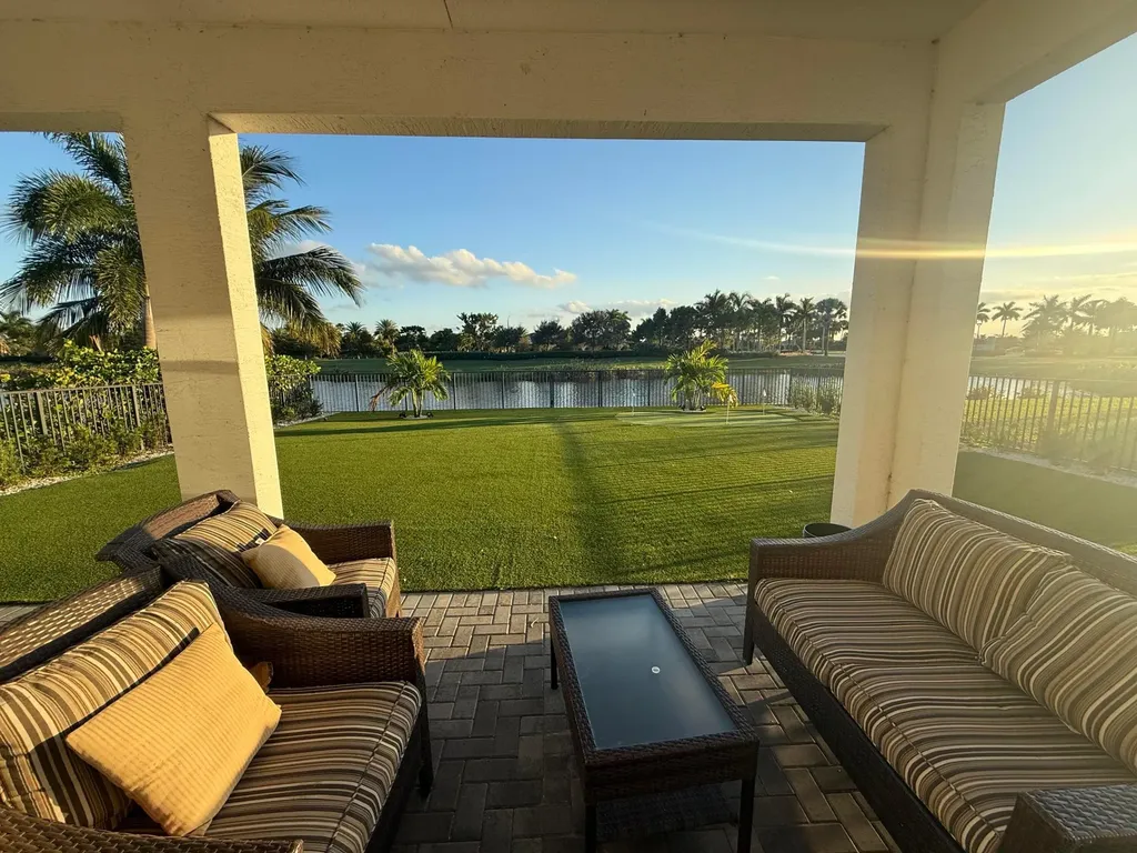 15980 Whippoorwill Circle Westlake FL 33470