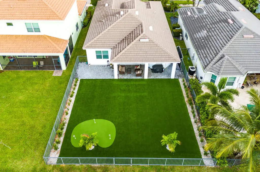 15980 Whippoorwill Circle Westlake FL 33470