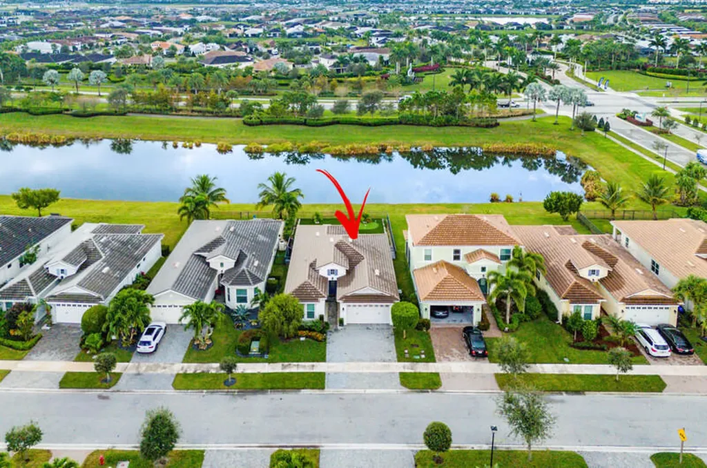 15980 Whippoorwill Circle Westlake FL 33470