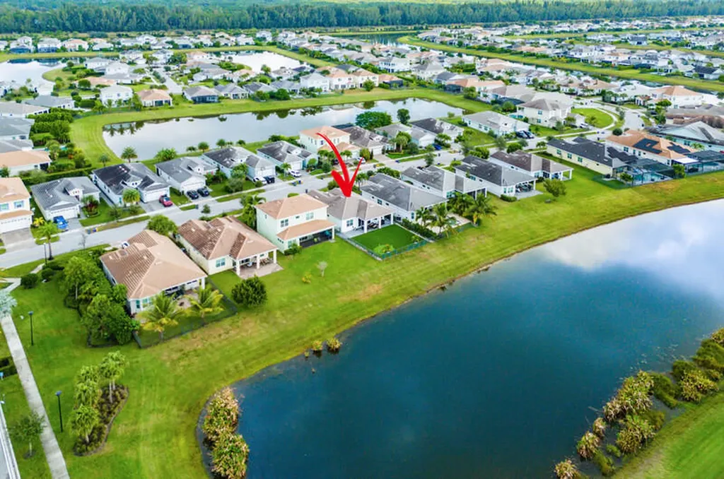 15980 Whippoorwill Circle Westlake FL 33470