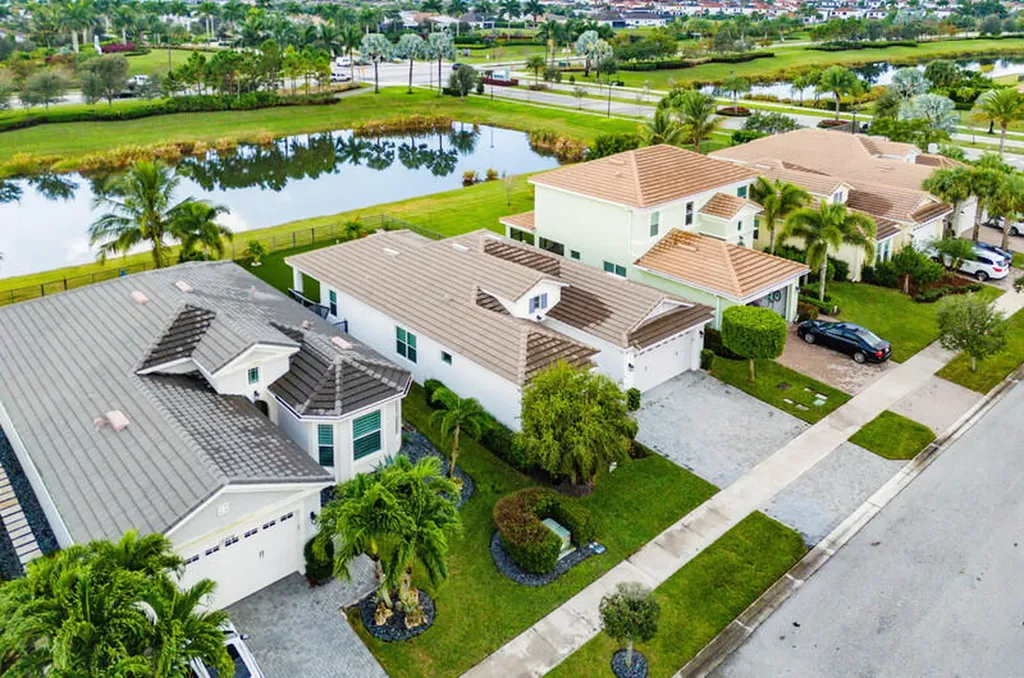 15980 Whippoorwill Circle Westlake FL 33470