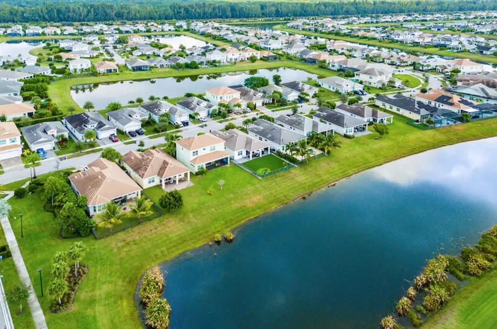 15980 Whippoorwill Circle Westlake FL 33470