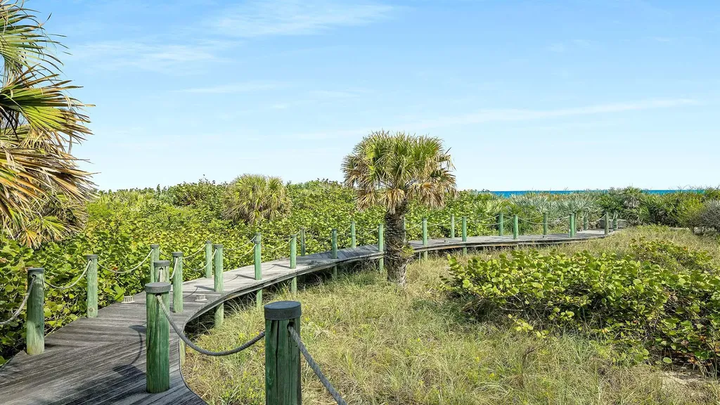 1960 S Ocean Boulevard Manalapan FL 33462