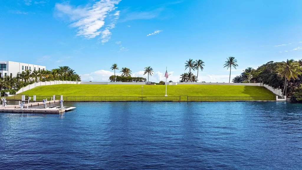 1960 S Ocean Boulevard Manalapan FL 33462