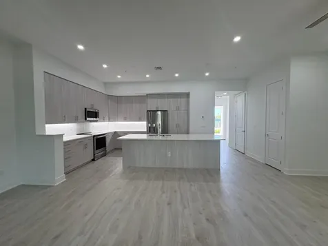 112 Royal Palm Circle Tequesta FL 33469
