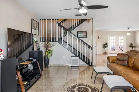 940 SW 96th Avenue Pembroke Pines FL 33025