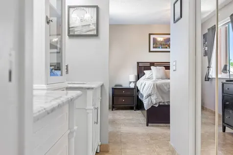 940 SW 96th Avenue Pembroke Pines FL 33025