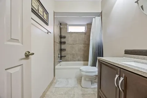 940 SW 96th Avenue Pembroke Pines FL 33025