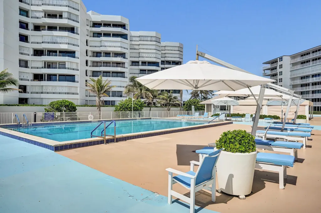 3546 S Ocean Boulevard South Palm Beach FL 33480