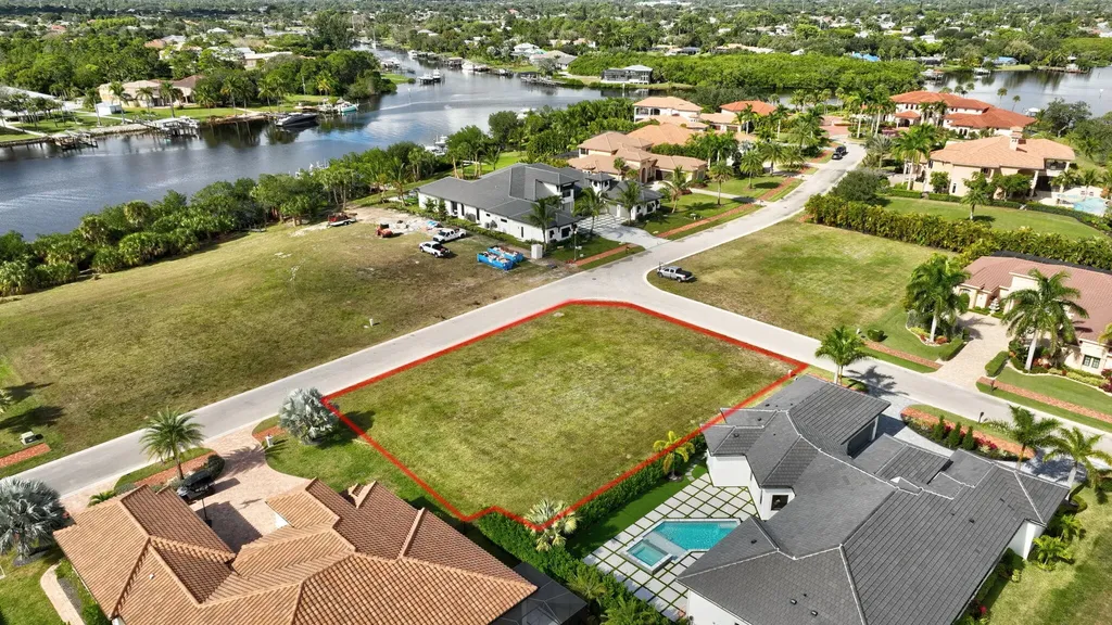183 SE Via Terra Bella Port St Lucie FL 34952