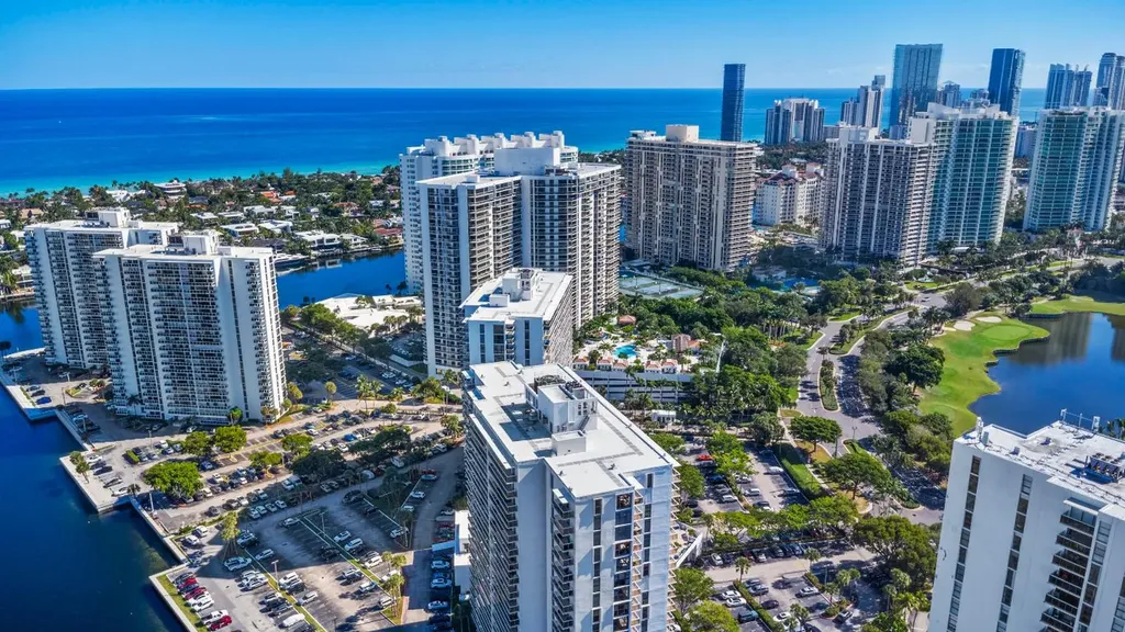 20515 E Country Club Drive Aventura FL 33180