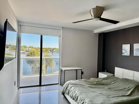 20515 E Country Club Drive Aventura FL 33180