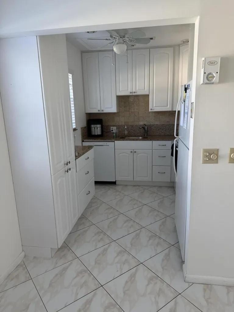 332 Mansfield H Boca Raton FL 33434