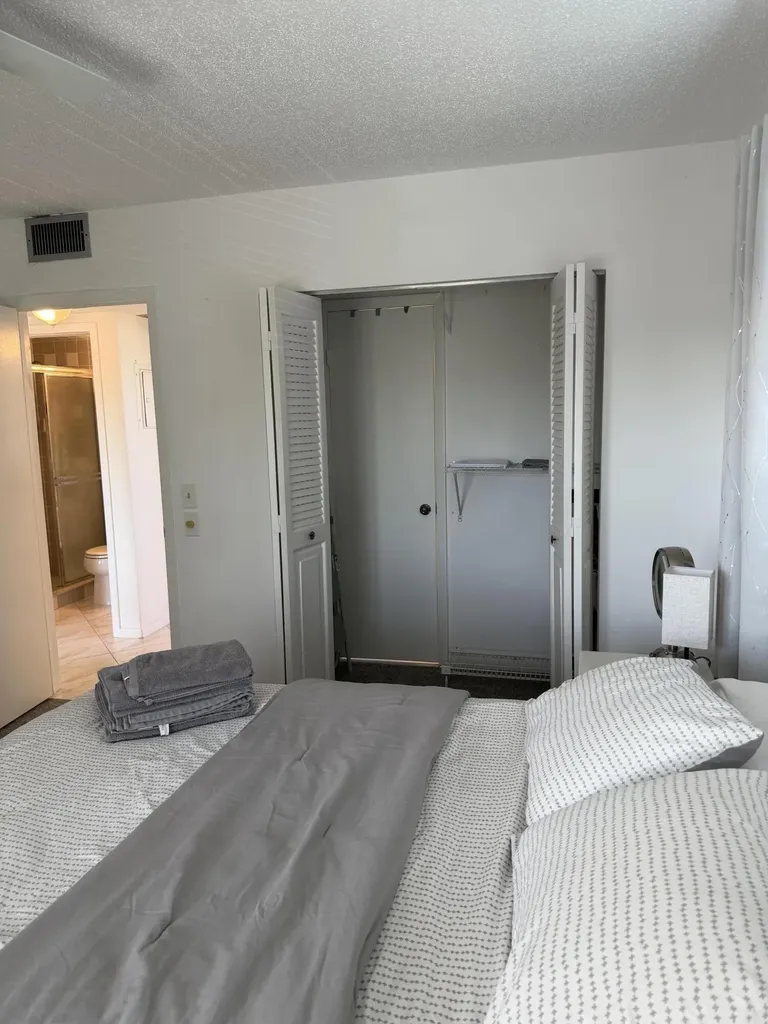 332 Mansfield H Boca Raton FL 33434