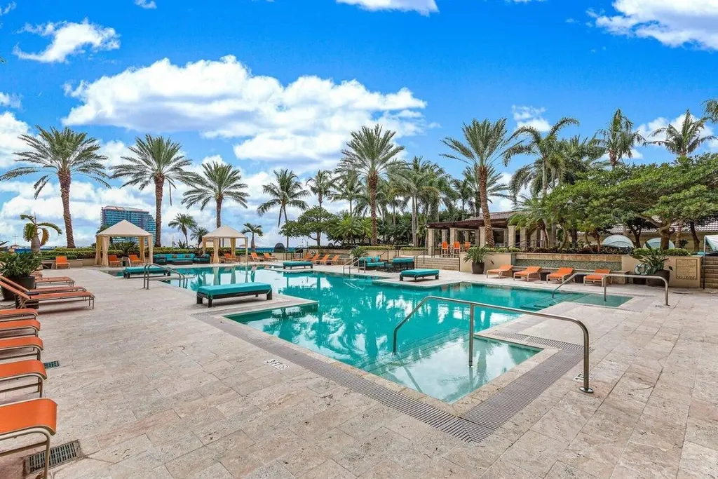 550 Okeechobee Boulevard West Palm Beach FL 33401