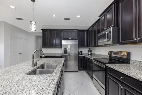 149 SE Via Visconti Port St Lucie FL 34952