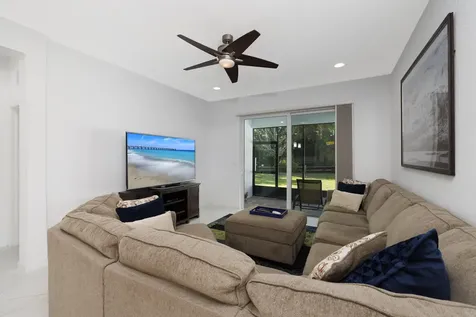 149 SE Via Visconti Port St Lucie FL 34952