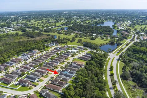 149 SE Via Visconti Port St Lucie FL 34952