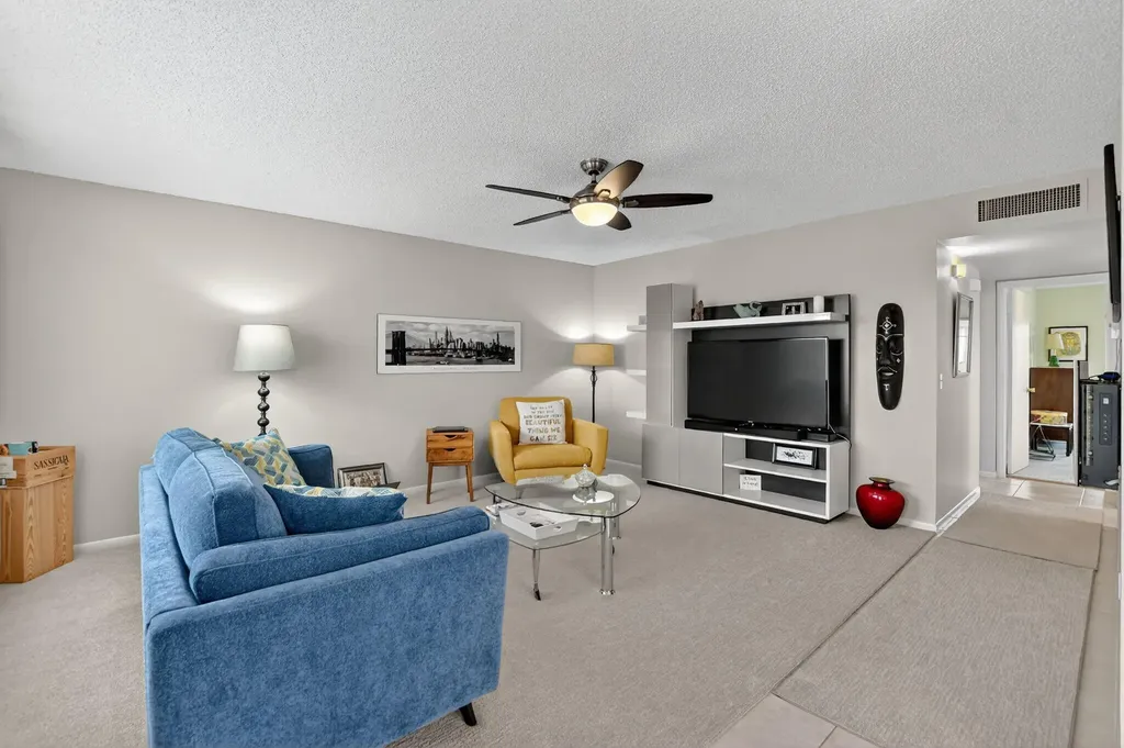 74 Burgundy B Delray Beach FL 33484