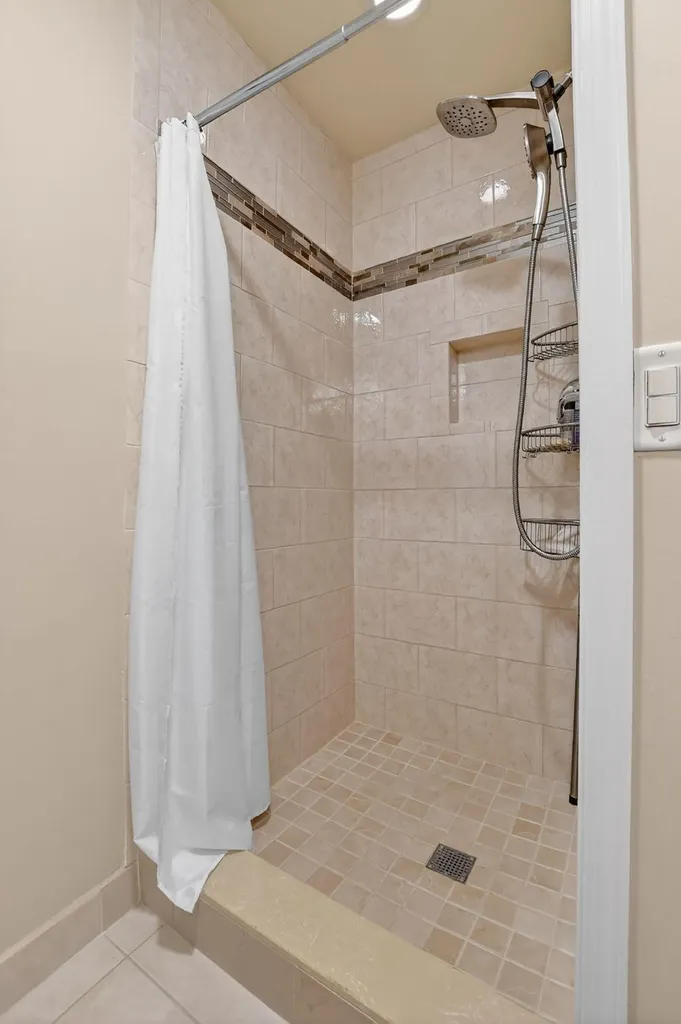 74 Burgundy B Delray Beach FL 33484
