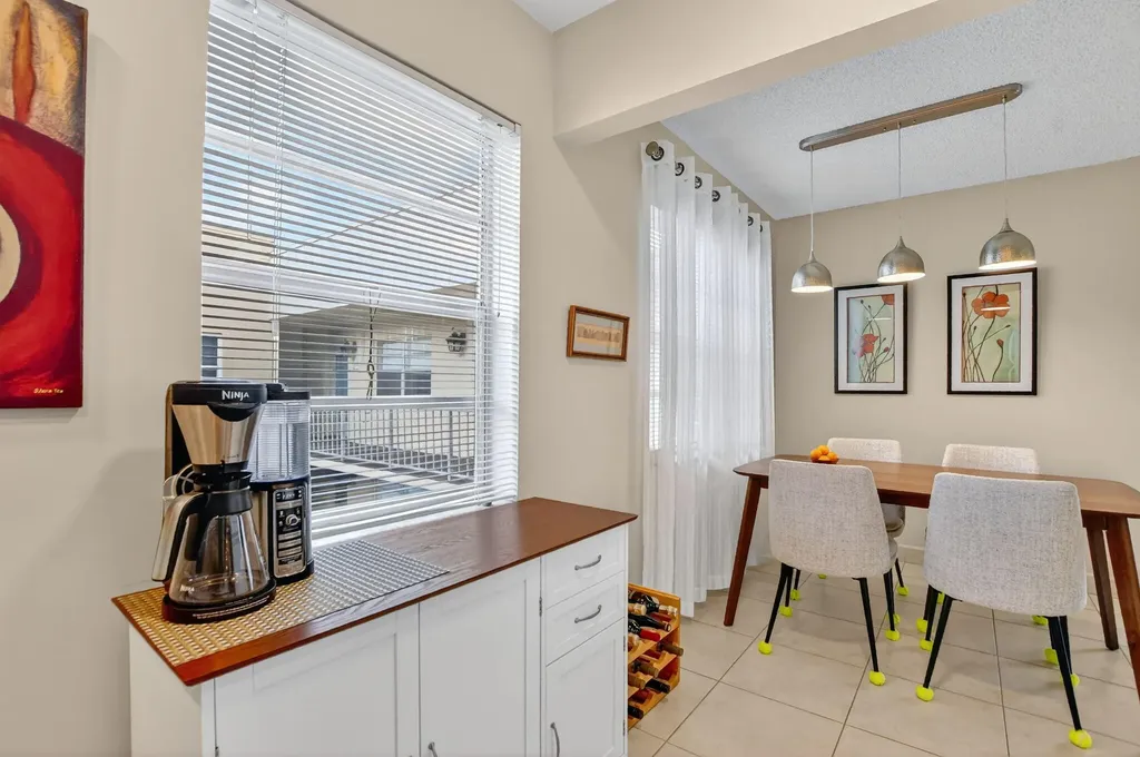 74 Burgundy B Delray Beach FL 33484