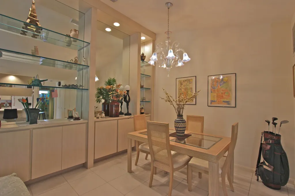 10201 Chapman Oak Court Palm Beach Gardens FL 33410