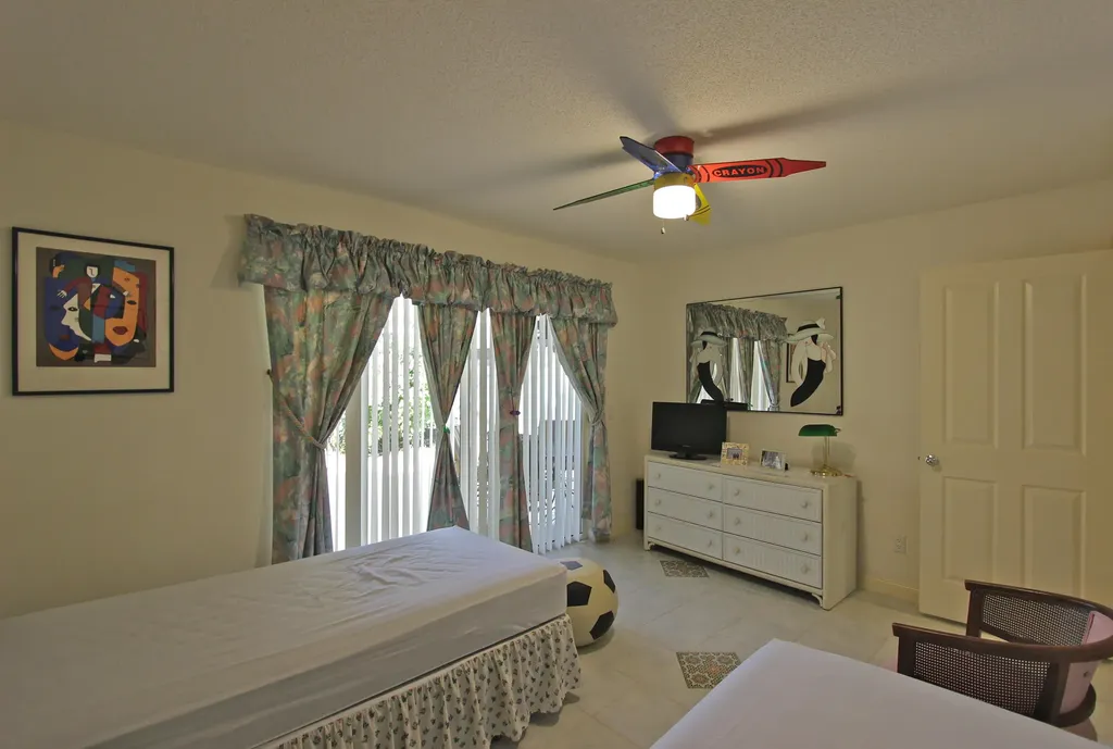 10201 Chapman Oak Court Palm Beach Gardens FL 33410