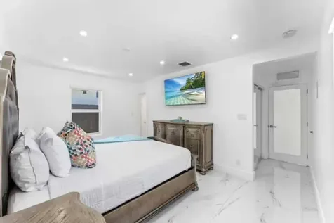 1713 NE NE 7th Terrace NE Fort Lauderdale FL 33305