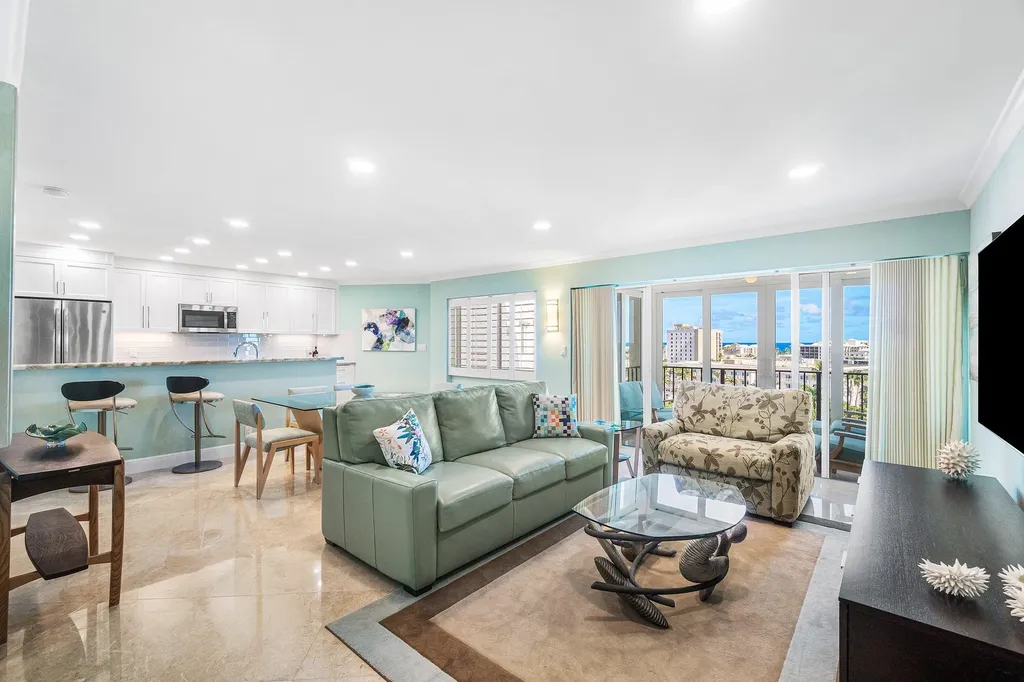 86 Macfarlane Drive Delray Beach FL 33483