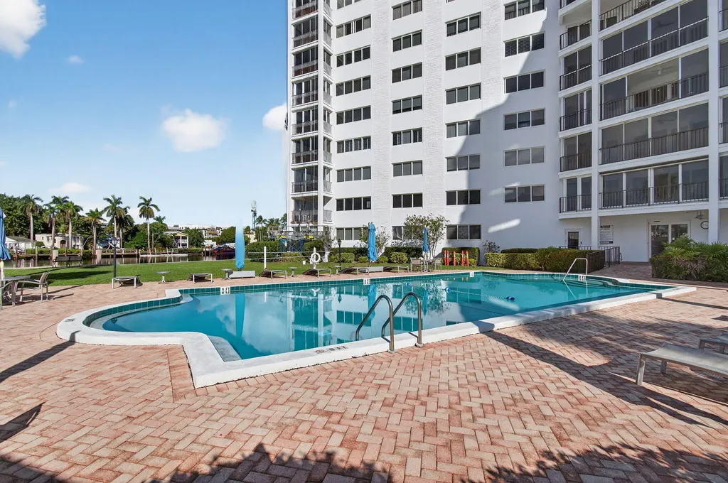 86 Macfarlane Drive Delray Beach FL 33483