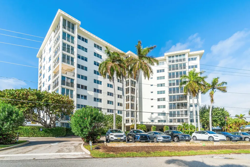 86 Macfarlane Drive Delray Beach FL 33483