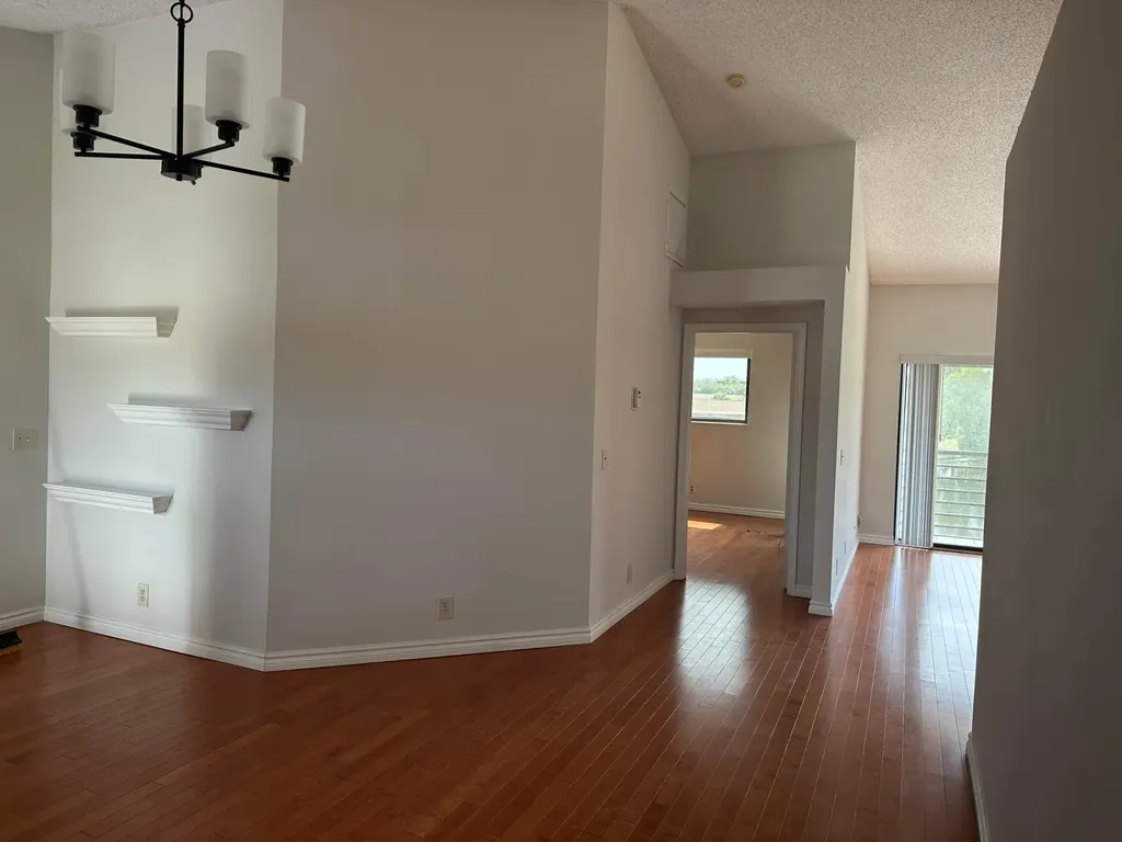 21 Via De Casas Sur Boynton Beach FL 33426